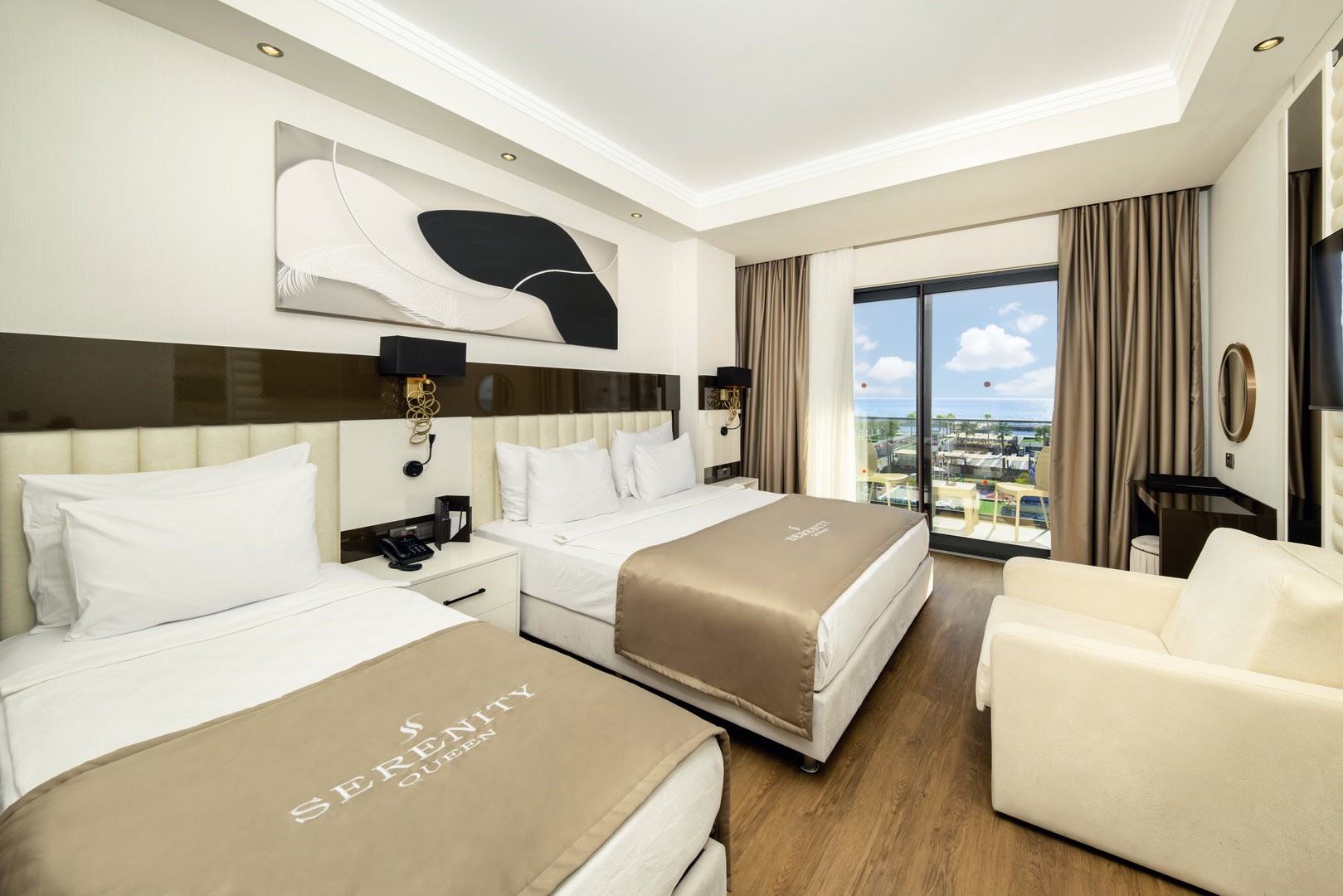 Deluxe Meerblickzimmer im Serenity Queen Hotel