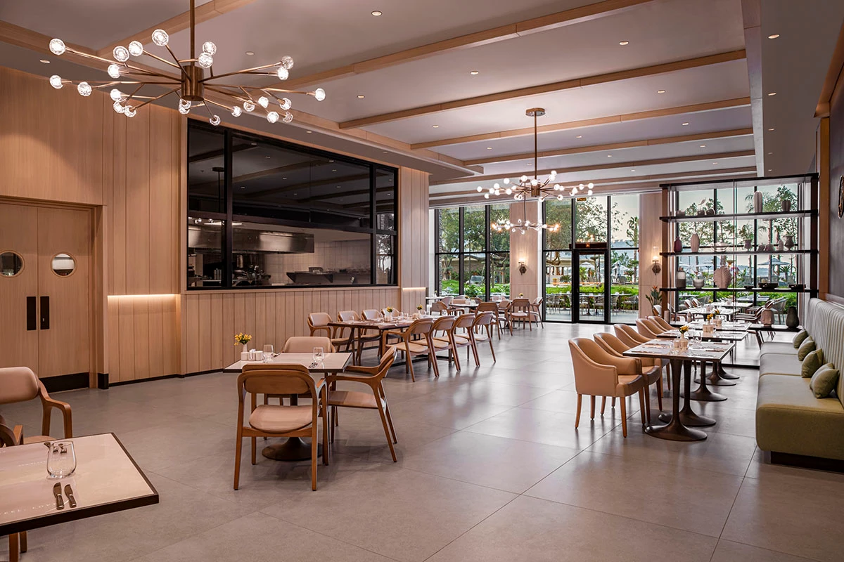 Modernes Restaurant im NG Phaselis Bay